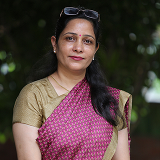 Dr-Pooja-Jain-Director-JIMS